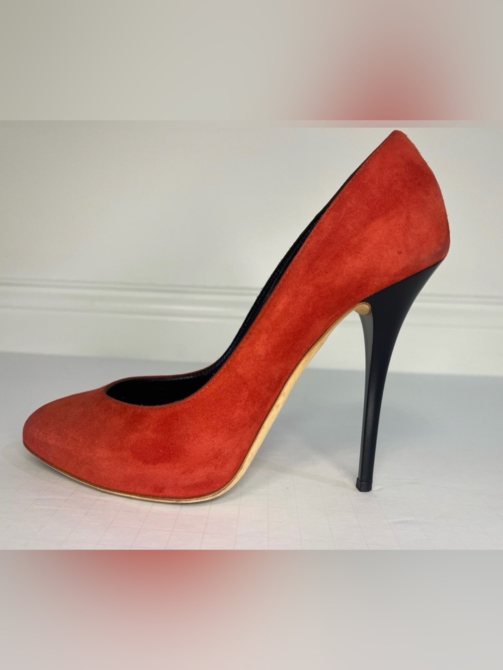 Vintage Giuseppe Zanotti Design Red Suede Stiletto Pumps - Picture 4 of 15